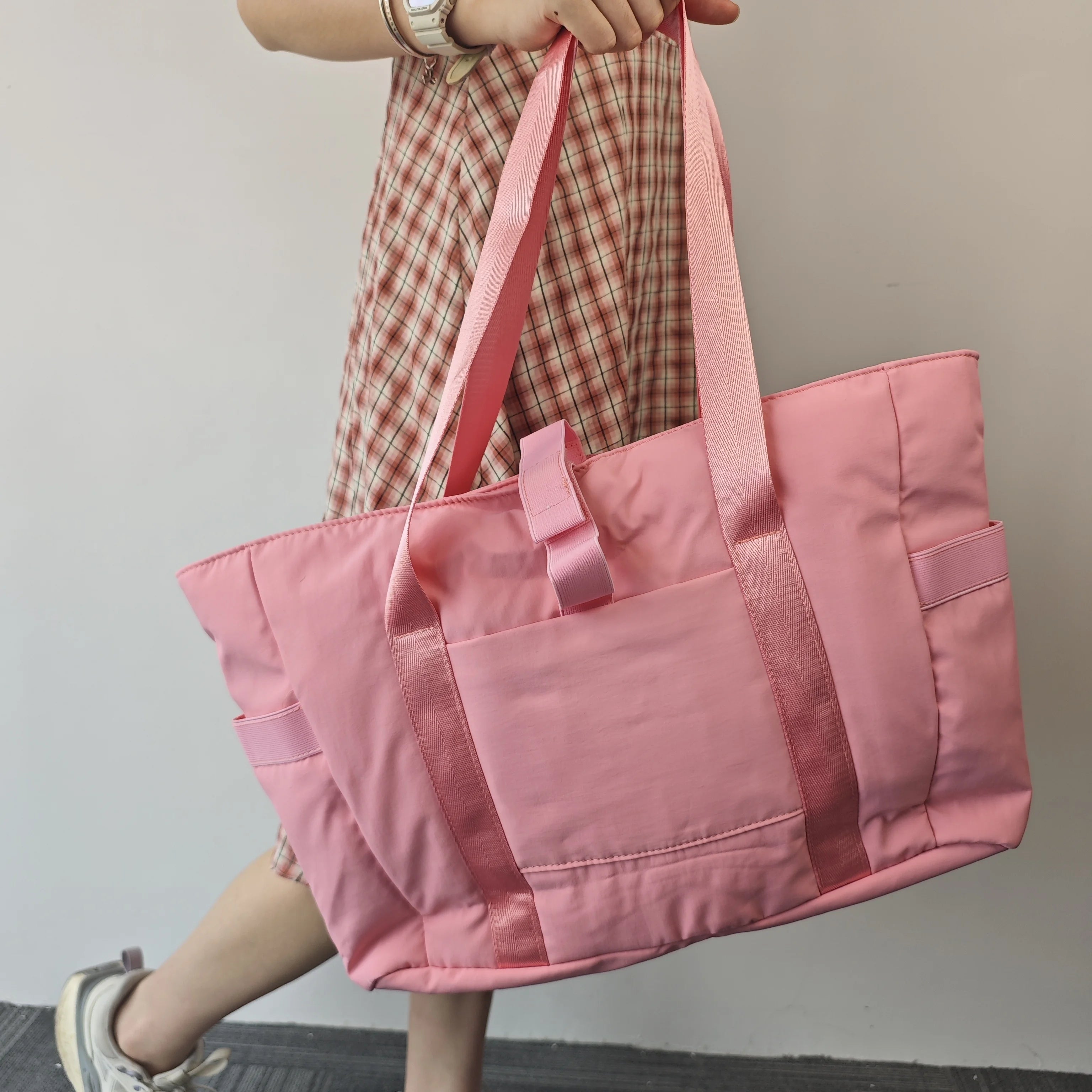 Women’s stylish pink nylon shoulder bag – lightweight portable handbag, simple casual shopping & commuter tote for daily use