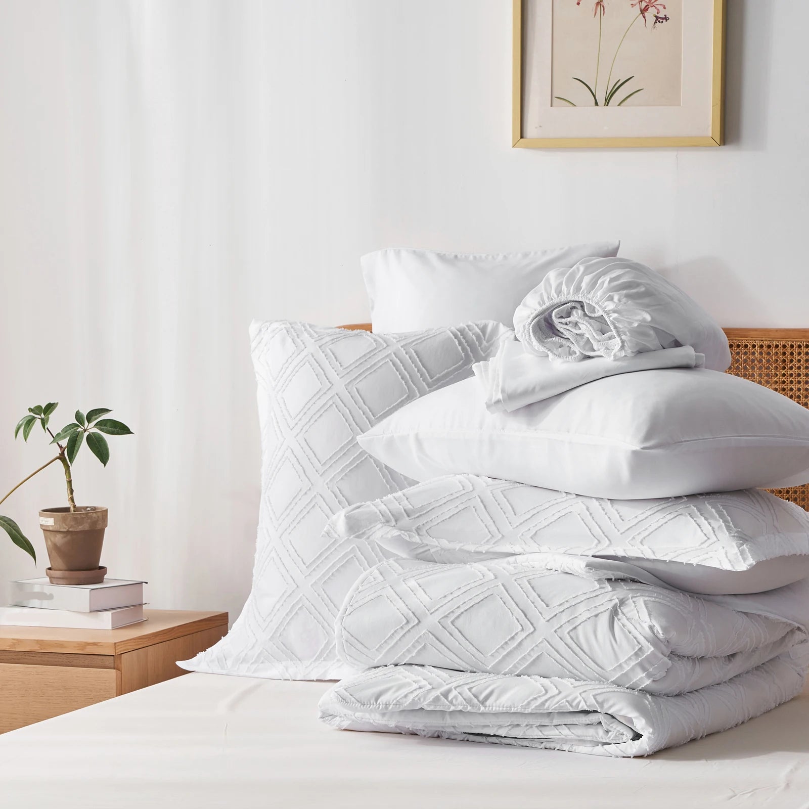 7-Piece Diamond Tufted Comforter Set – Fluffy Soft All-Season Bedding Bundle (Gift Ready)