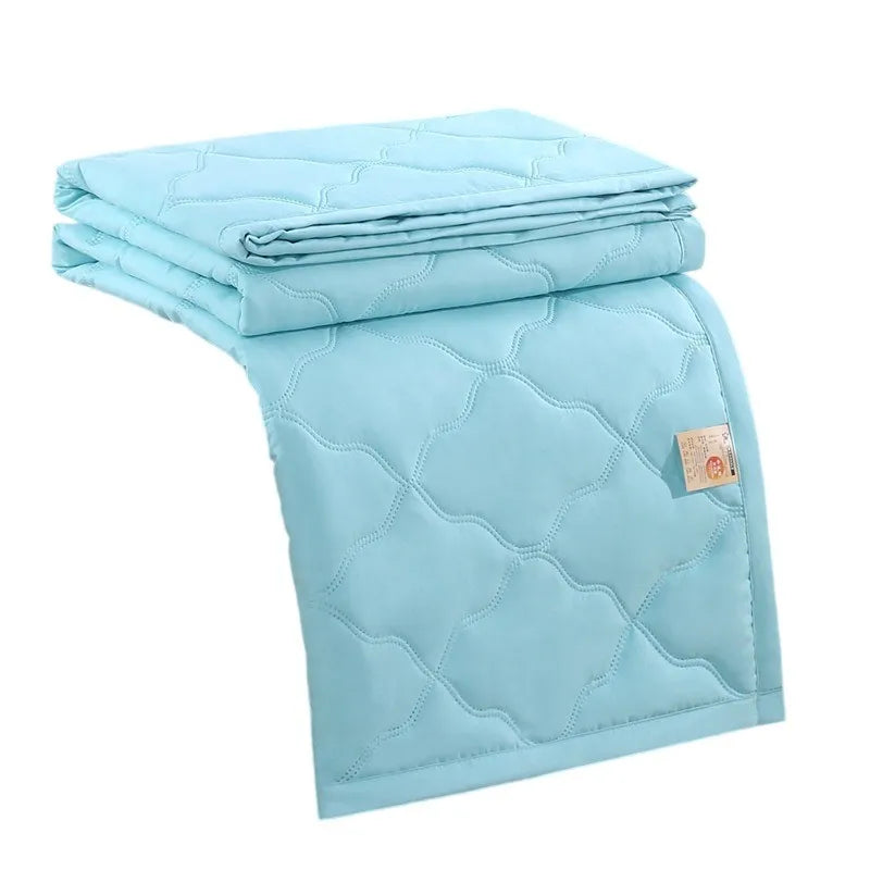 Cooling All-Season Quilt & Bedspread – Washed Cotton Skin-Friendly, Travel-Ready Size