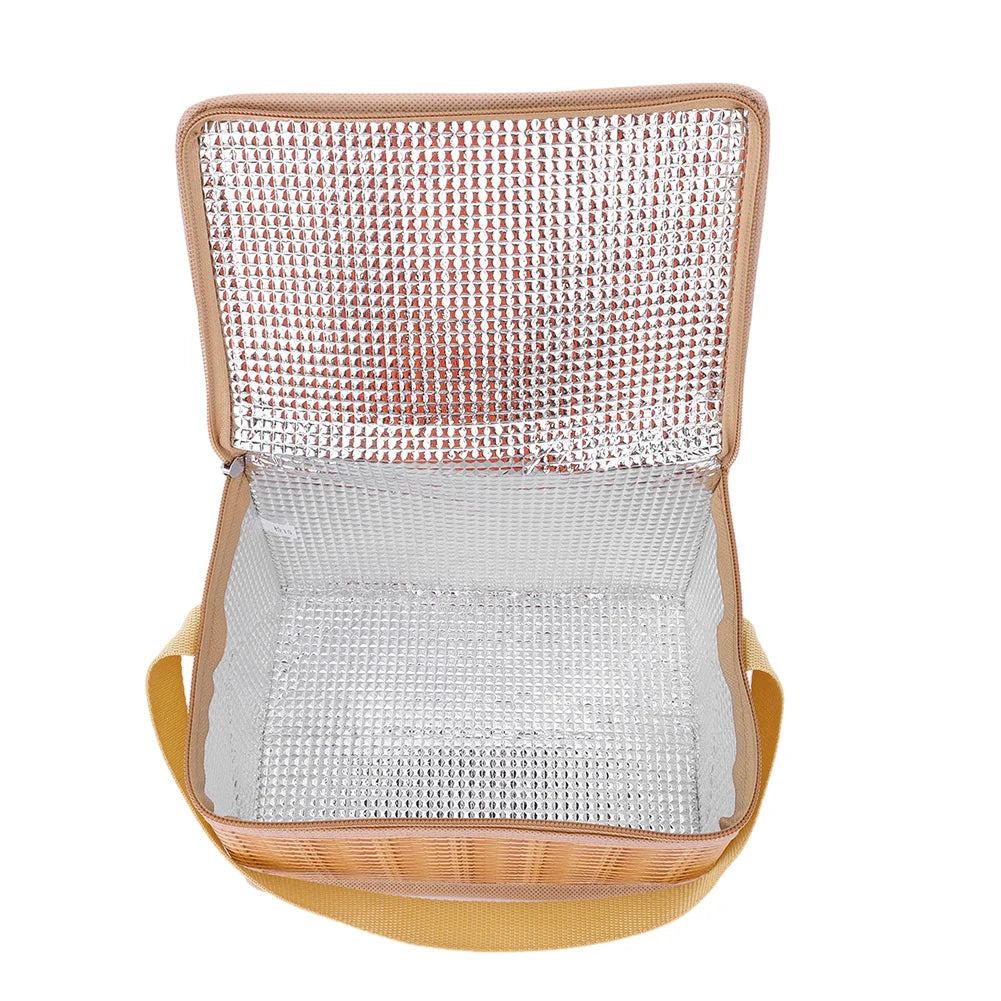 Thermal Cooler Outdoor Wicker & Rattan Picnic Bag – Waterproof Lunch Box Camping Basket with Strap & Zipper (22 × 14 × 12 cm)