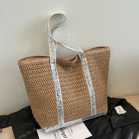 https://www.pulingo.com/products/women-straw-tote-handbag-large-capacity-sequins-simple-shoulder-bag-contrast-color-minimalist-tote-bag-ladies-summer-daily-bag?utm_source=copyToPasteBoard&utm_medium=product-links&utm_content=web