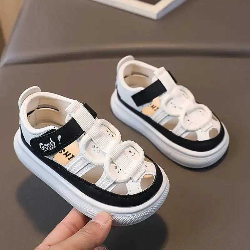 Trendy Breathable Casual Sandals & Running Shoes for Kids (Boys, EU-27 to 31)