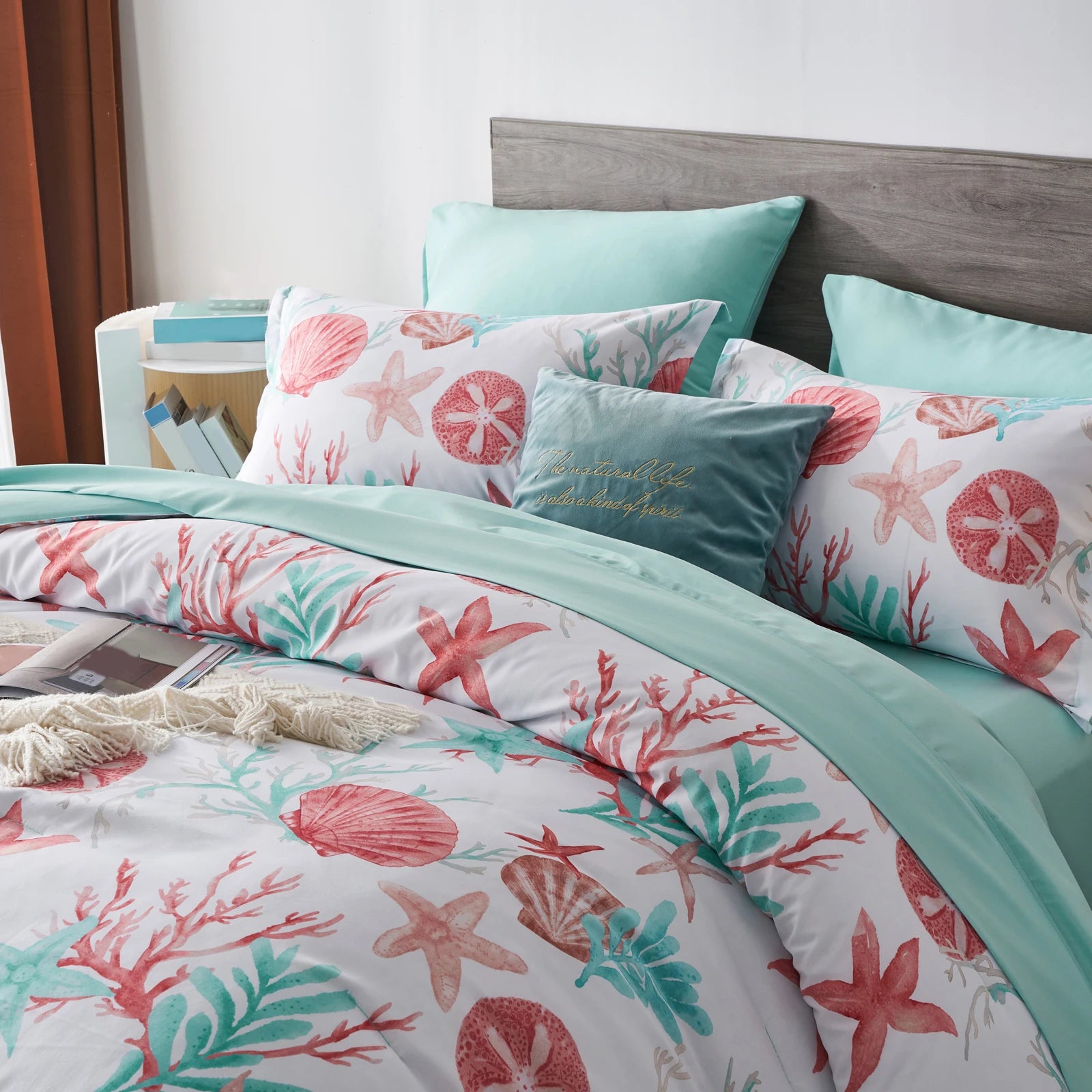 7-Piece Starfish & Coral Print Bedding Comforter Set – All-Season Boho Sea-Life Design