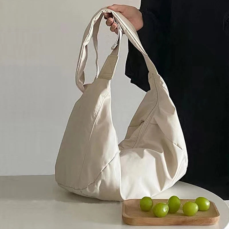 Large Canvas Dumpling Bag – Women’s Large-Capacity Canvas Dumpling Bag with Wide Shoulder Strap (Student Travel Crossbody)