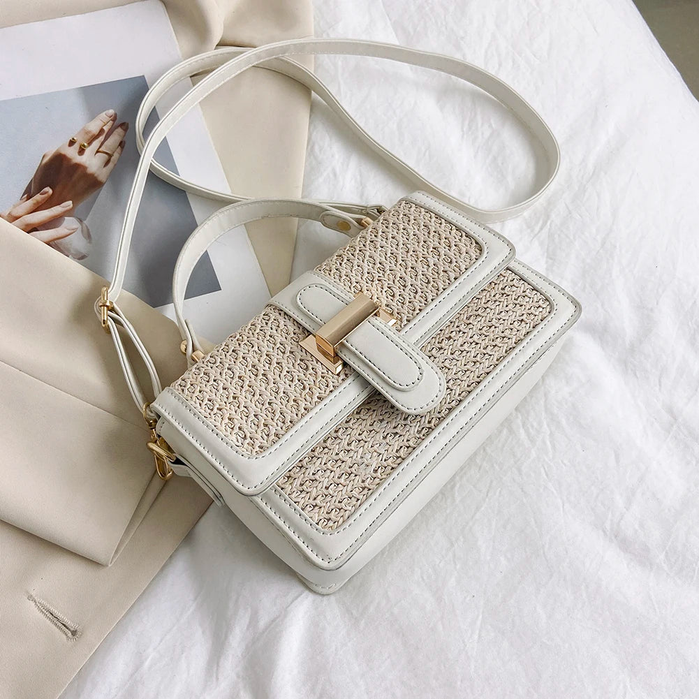 Straw Woven PU Leather Crossbody Bag – Flap Shoulder Bag with Adjustable Strap for Holiday & Travel