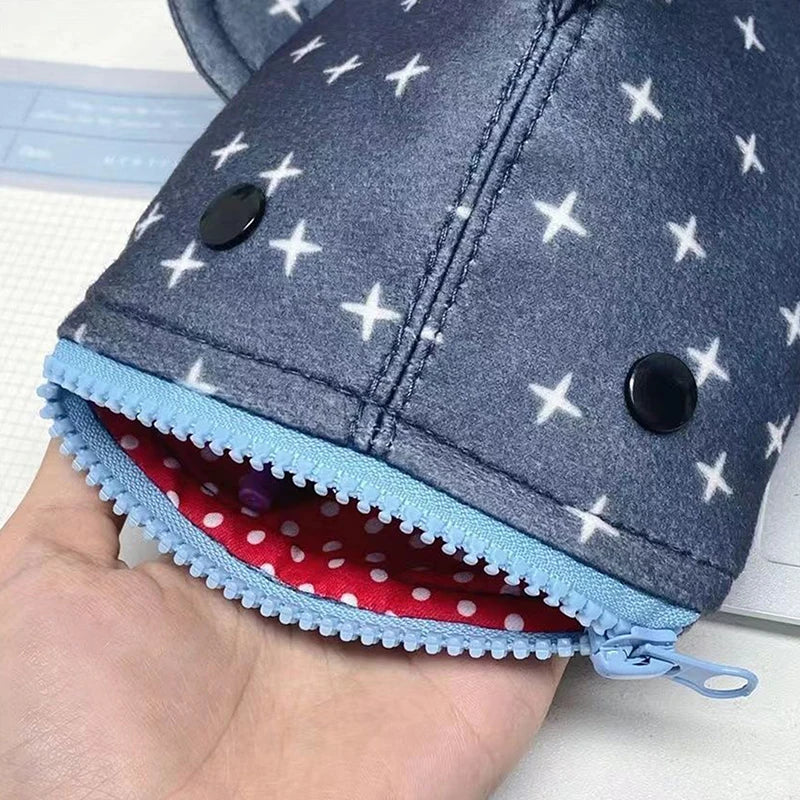 Creative Kawaii Shark Star Pencil Case – Cute Cartoon Shark Mouth Zipper Stationery Bag