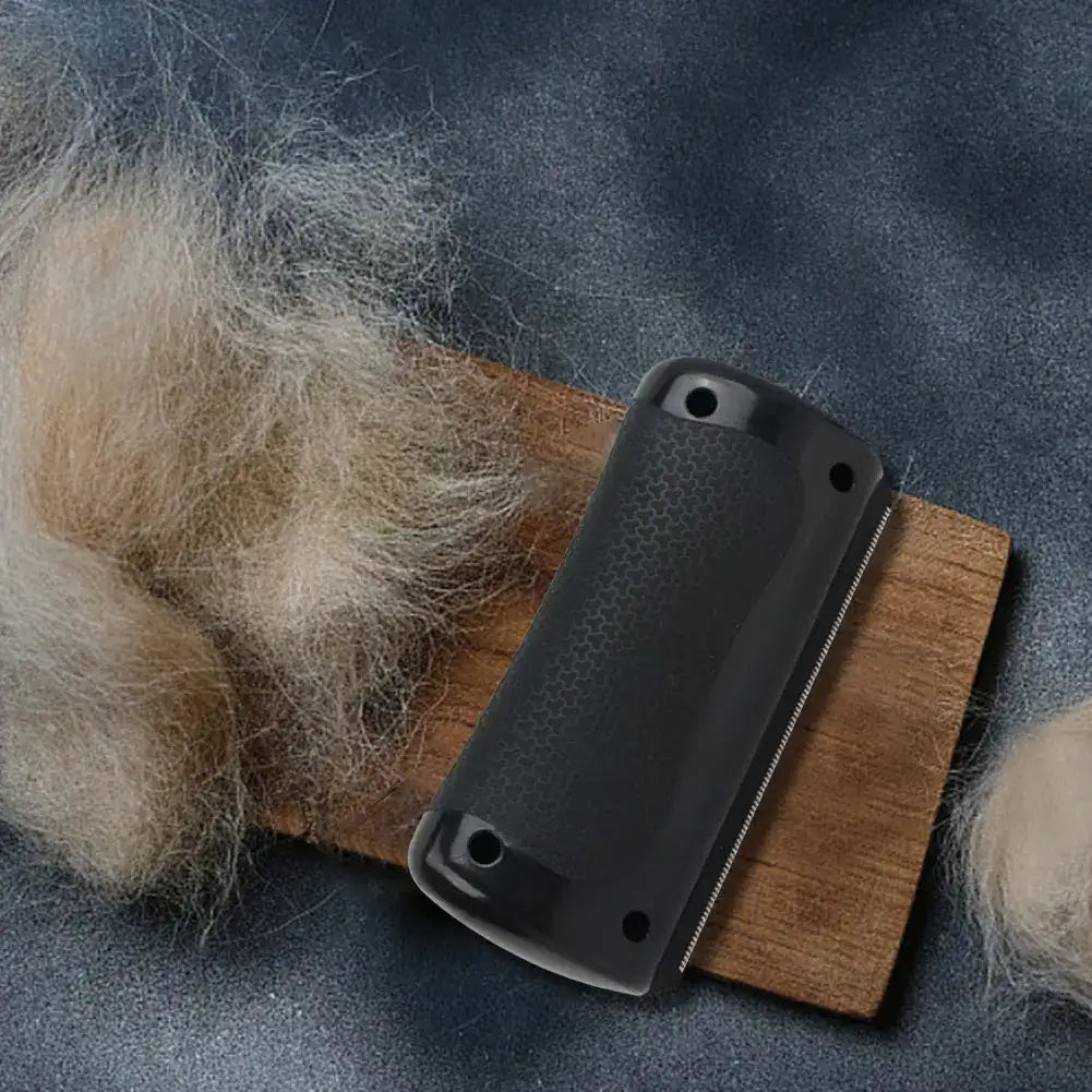 “Pet Deshedding Brush & Knot Cutter – Grooming Tool for Dogs & Cats with Long or Short Fur”