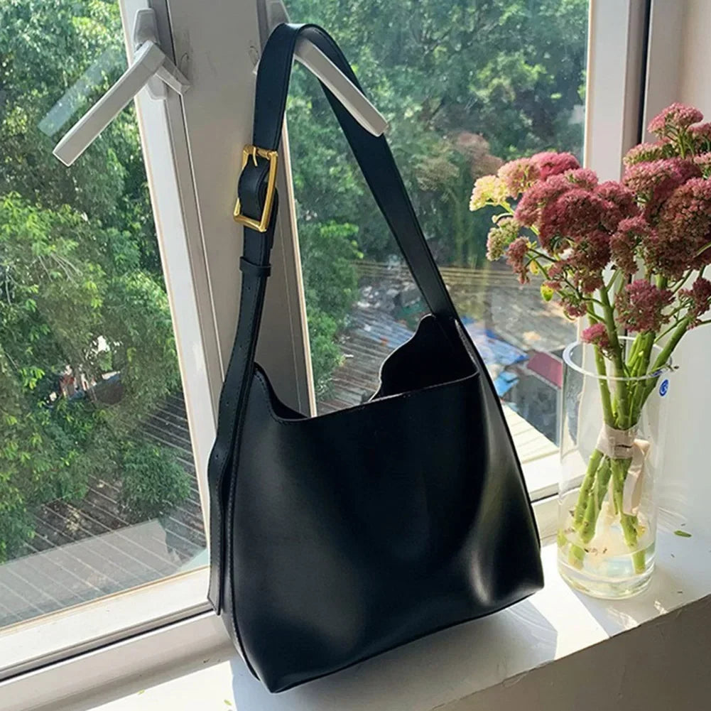 Large Capacity Shoulder & Under-Arm Tote Bag – Women’s Versatile Leather Handbag