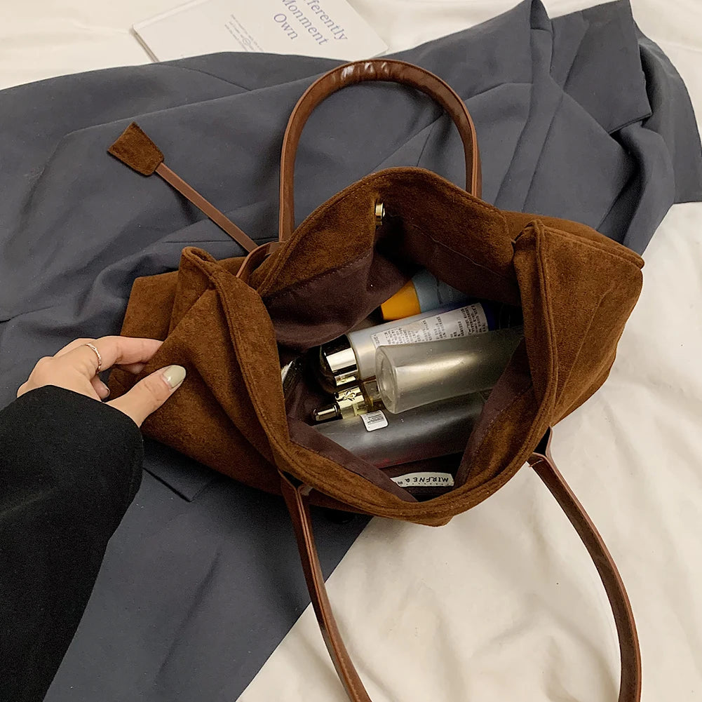 Women’s Fashion PU Leather Shoulder Bag – Solid Colour Stylish Shoulder Purse for Commuting