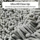 Plush Microfiber Pet Towel – Quick-Dry Ultra-Absorbent Grooming Towel for Dogs & Cats