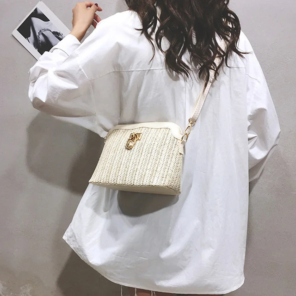 Straw Woven Messenger Bag – Handmade Rattan Crossbody Shell Purse for Summer Beach & Travel 👜🌴