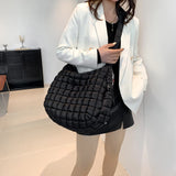 Women’s Stylish Quilted Puffer Shoulder Bag 👜 – Large Capacity Commuter Satchel & Padded Sling Tote