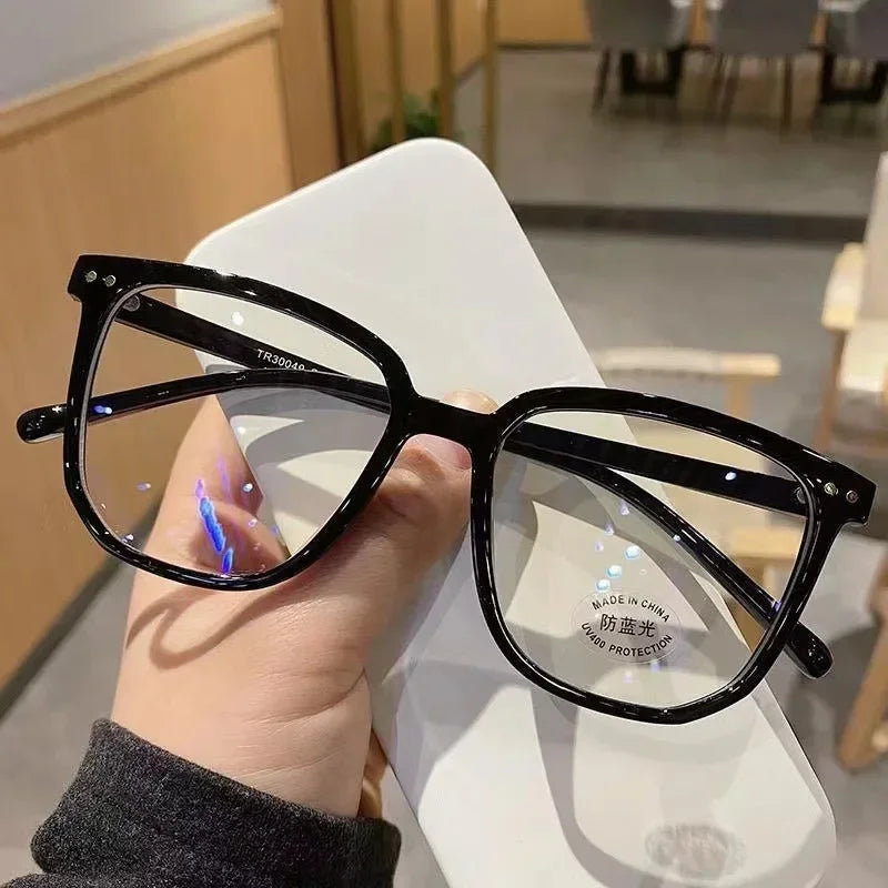 Light Frame Anti-Blue Light Glasses – Transparent Black Square Eyewear for Women & Men, Lightweight Optical Spectacle for Eye Protection