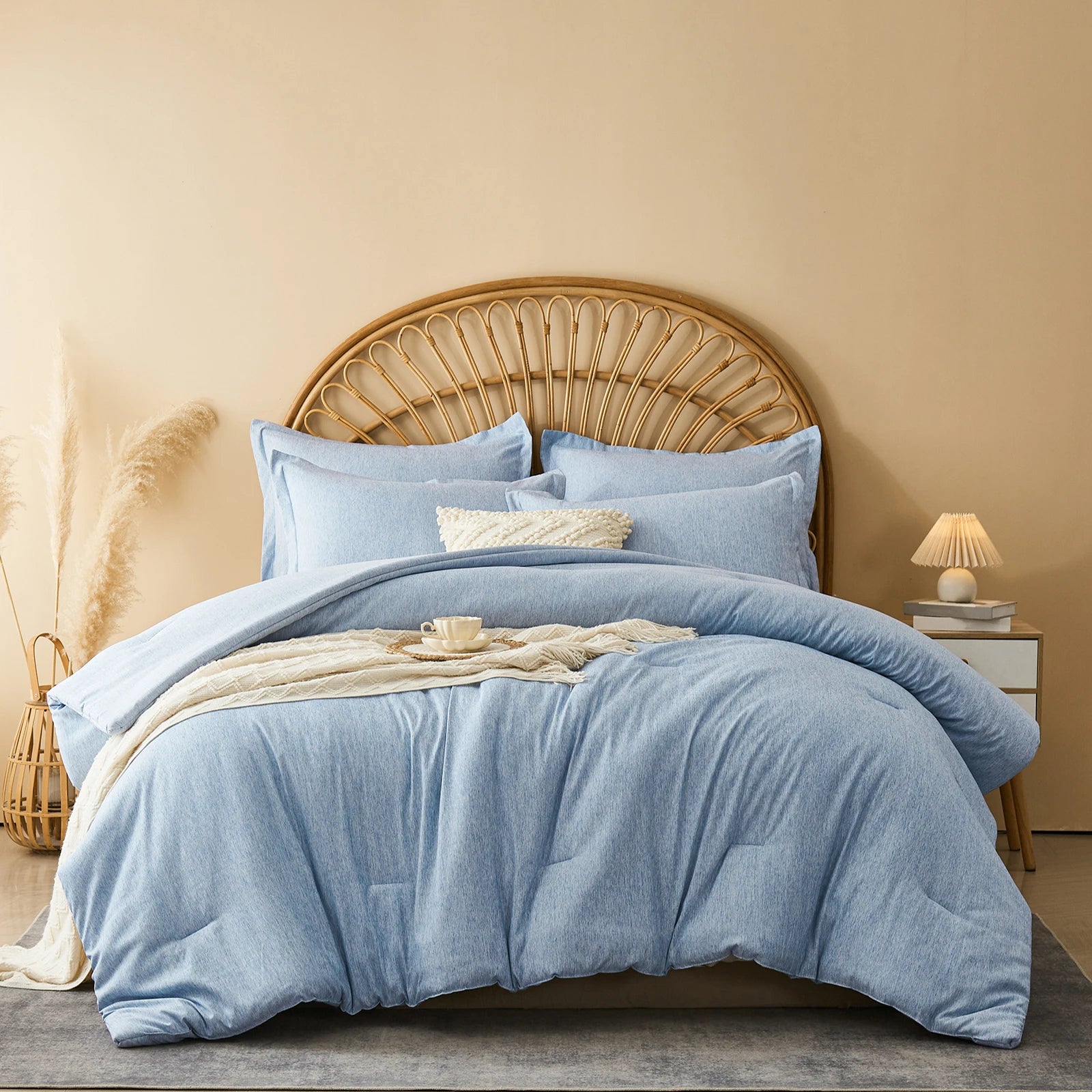 Comforters & Duvet Covers