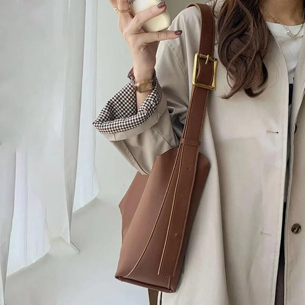 Large Capacity Shoulder & Under-Arm Tote Bag – Women’s Versatile Leather Handbag