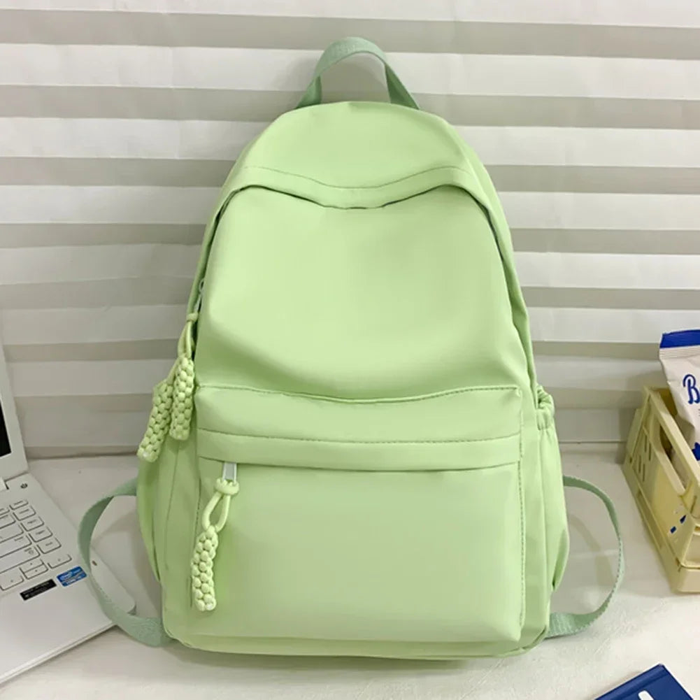 Women’s Nylon Stadium Backpack – Large-Capacity Casual Daypack | Solid-Color Ladies’ Student Bag for School & Outdoor Use