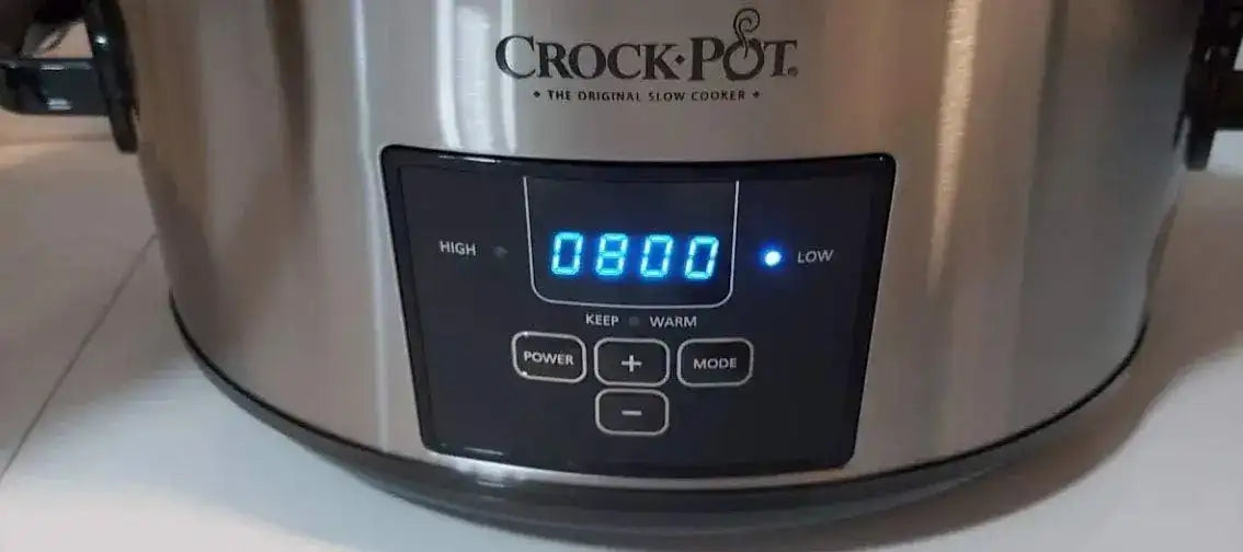 Programmable 7 Qt Cook & Carry Slow Cooker – Large Capacity Digital Timer, Locking Travel-Proof Lid