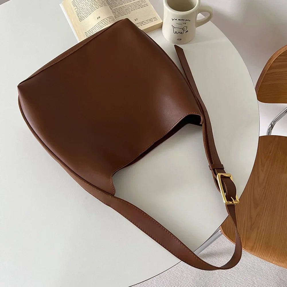 Large Capacity Shoulder & Under-Arm Tote Bag – Women’s Versatile Leather Handbag