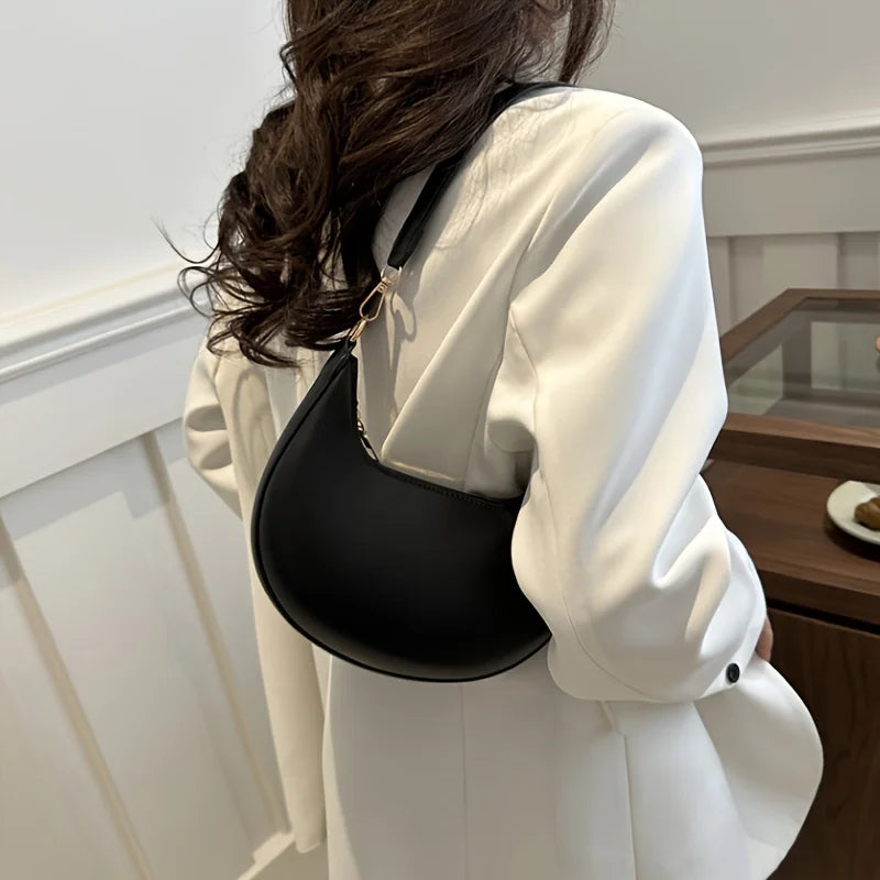 Women’s Moon-Shaped Crossbody Shoulder Bag – High-End Single Shoulder Luxury Design