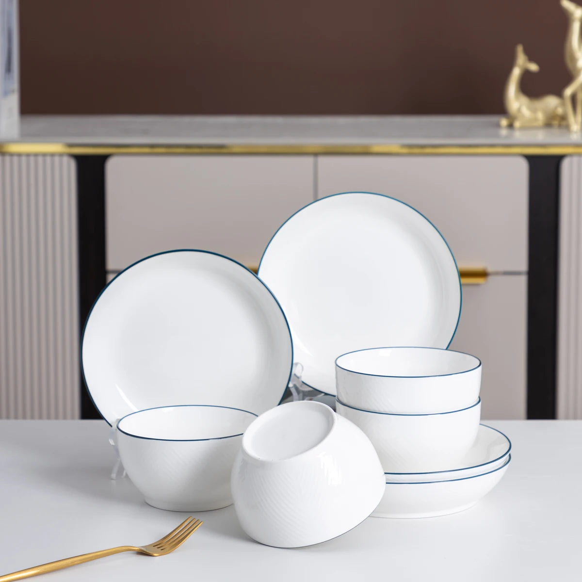 8-Piece Elegant Porcelain Tableware Set – Premium Ceramic Bowls & Plates for Home & Gift