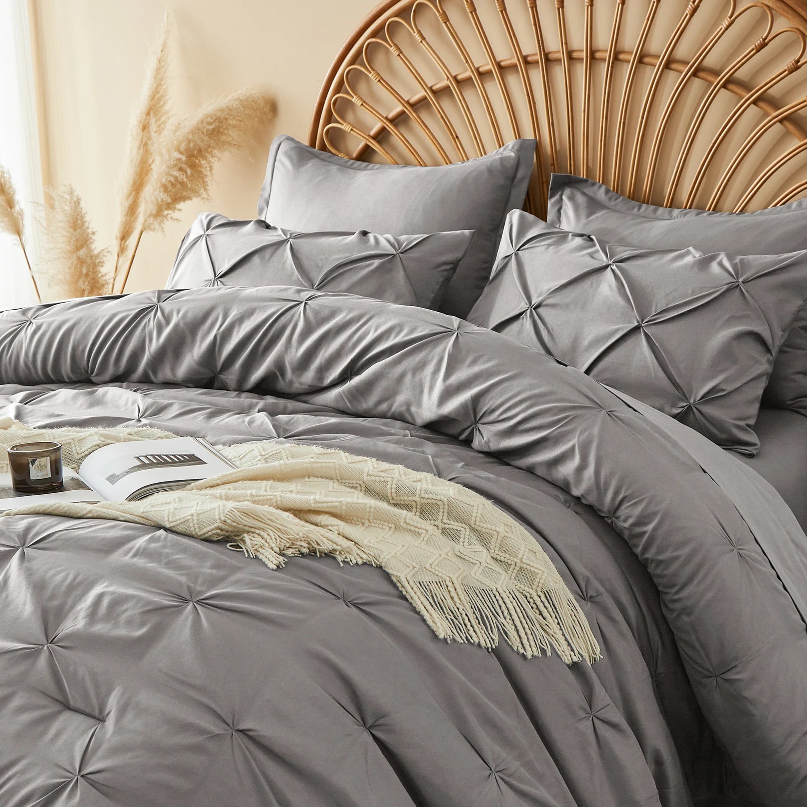 5-7 Piece Queen Bed-in-a-Bag Comforter Set – Includes Comforter, Sheets & Pillowcases for Full/King/Twin
