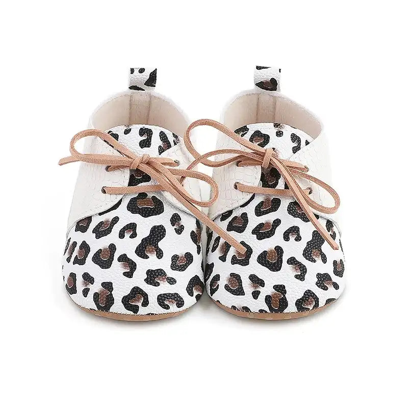 Retro Leopard Print Baby Shoes – Soft Leather First Walkers with Non-Slip Sole (0-24 Months)