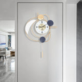 21cm Modern Golden Wall Clock – Silent Quartz Iron Clock with Large Dial | Fashionable Wall Decoration for Home & Office