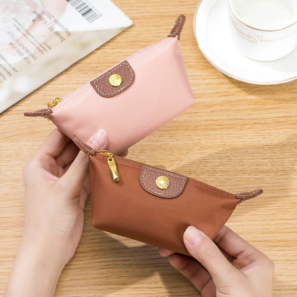 Mini Exquisite Zero Wallet – Lightweight Dumpling Bag for Coins, Lipstick & Earphone Storage