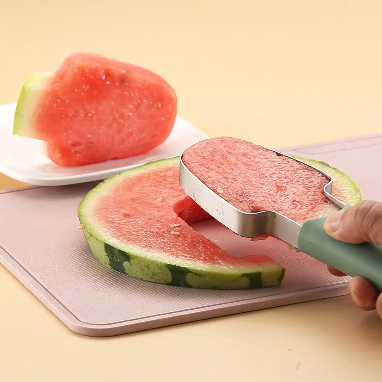 “3-in-1 Stainless Steel Watermelon Fork, Slicer & Cutter – Easy Melon Cube Tool for Camping & Kitchen”