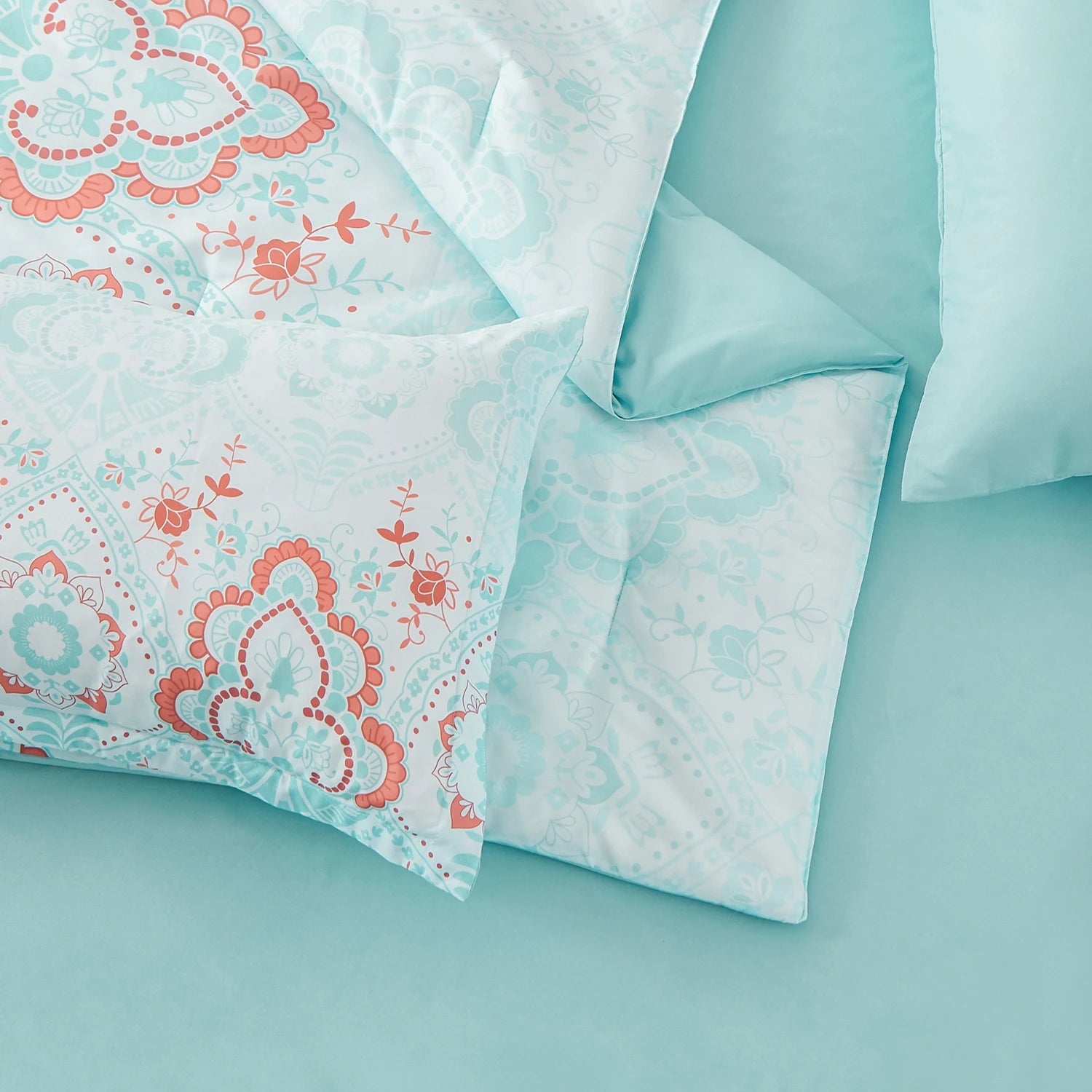 7-Piece Bohemian Print Comforter Set – Soft All-Season Bedding & Room Decor (Queen/King)