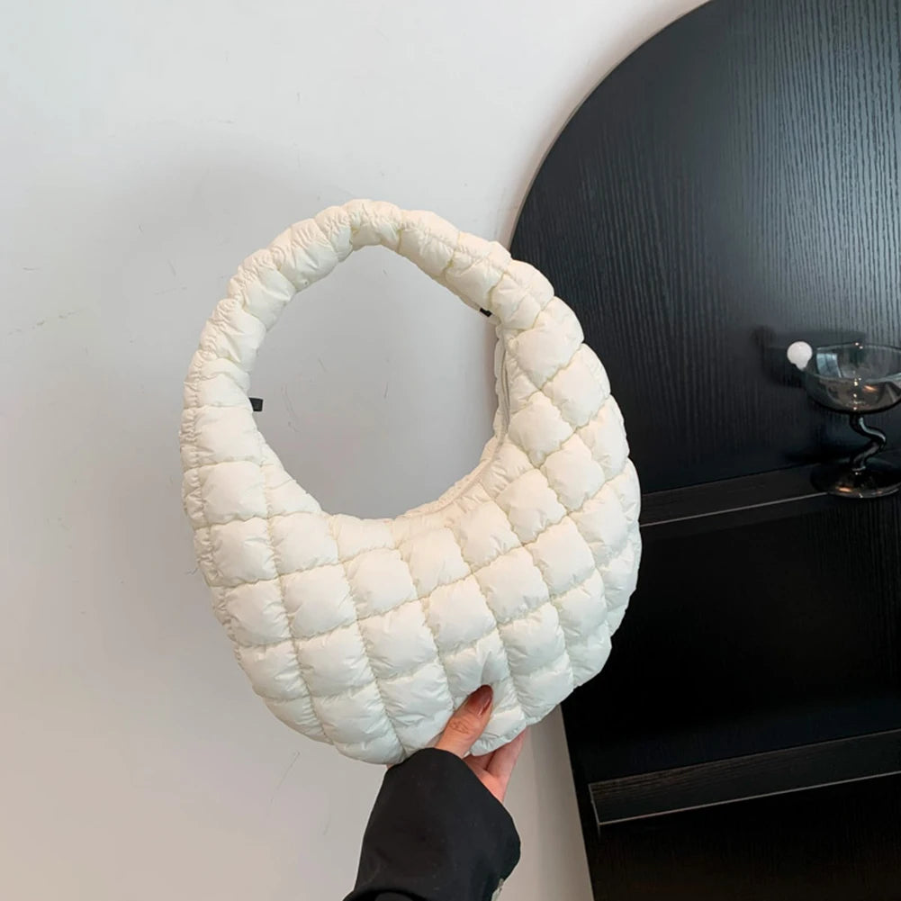 https://www.pulingo.com/products/quilted-embroidered-thread-womens-bag-pleated-cloud-mini-handbags-down-padded-lightweight-clutch-bag-cotton-small-shoulder-bags?utm_source=copyToPasteBoard&utm_medium=product-links&utm_content=web