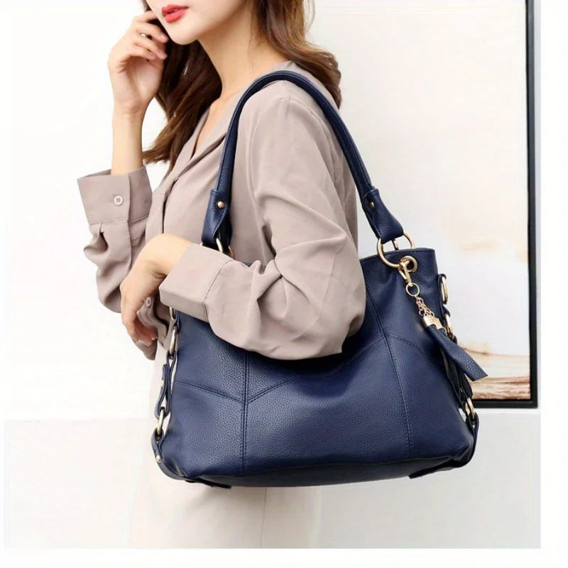 Classic Design Soft Leather Hobo Bag – 2-Way Carry Large Capacity Tote & Crossbody with Trendy Keychain 👜✨
