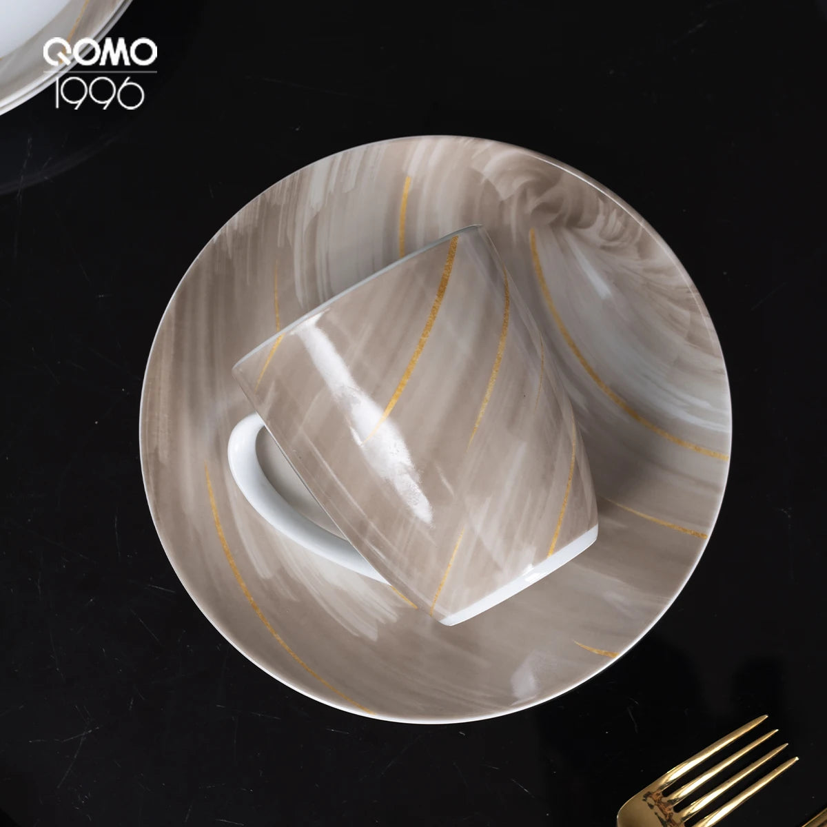 12-24-Piece Premium Porcelain Dinnerware Set – Service for Four, Elegant Tableware Ensemble