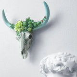 Cow Skull Wall Pendant with Succulent Flowers – Rustic Western Resin Sculpture for Home & Garden Décor