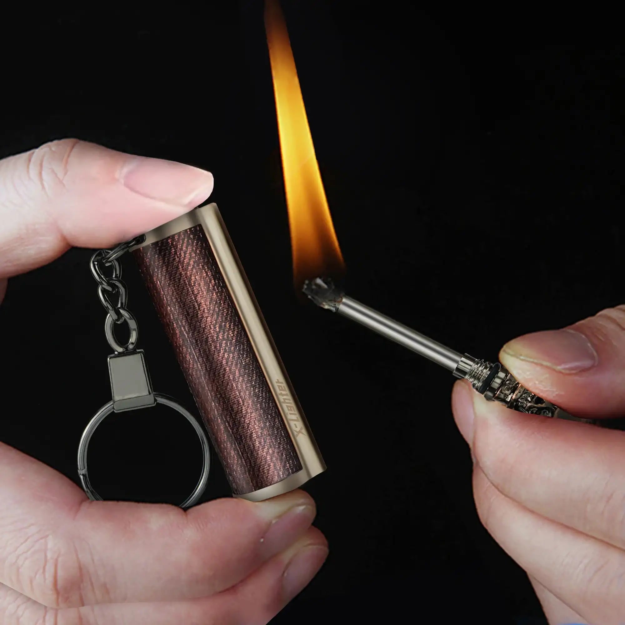 4-Piece Skull Metal Keychain Waterproof Matches & Emergency Fire Starter Kit