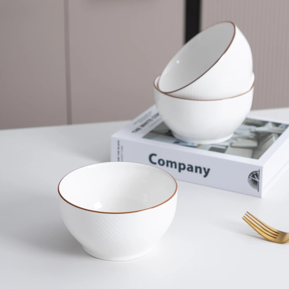 8-Piece Elegant Porcelain Tableware Set – Premium Ceramic Bowls & Plates for Home & Gift