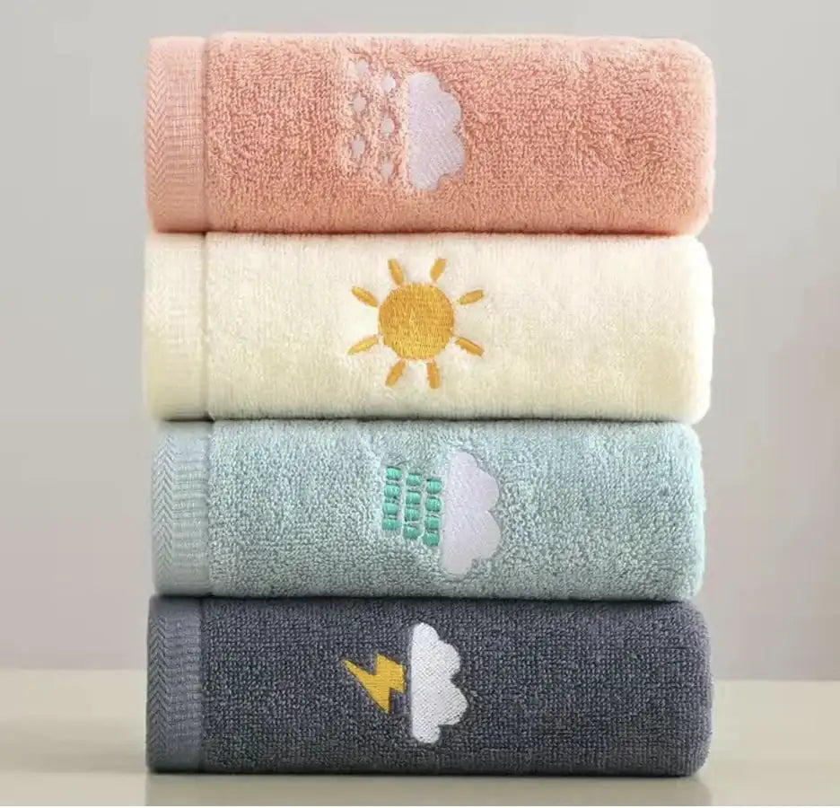 “Set of 4 Soft Cotton Bathroom Hand Towels – Highly Absorbent Towels for Bath, Face, Gym & Everyday Use”