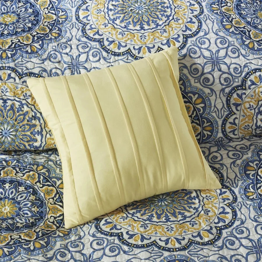 6-Piece Reversible Quilt Set with Throw Pillows – Blue King/Cal King | Elegant Soft Bedding Ensemble for Modern Bedrooms