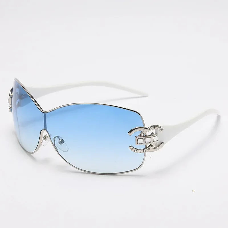 Y2K Retro Women’s Sunglasses – Integrated Surround Designer Eyewear with UV400 Protection, Fashion Statement Shades