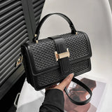 Straw Woven PU Leather Crossbody Bag – Flap Shoulder Bag with Adjustable Strap for Holiday & Travel