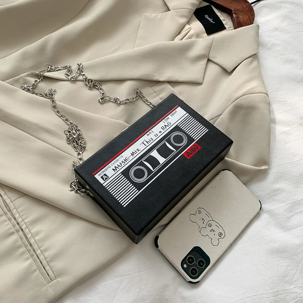 Women’s Radio Shape Crossbody Bag – Retro PU Leather Mini Chain Purse with Tape Recorder Print for Daily Use 🎶