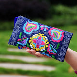 Ethnic Embroidery Clutch Bag & Coin Purse – Vintage Hand-Embroidered Mobile-Phone Wristlet for Women & Girls
