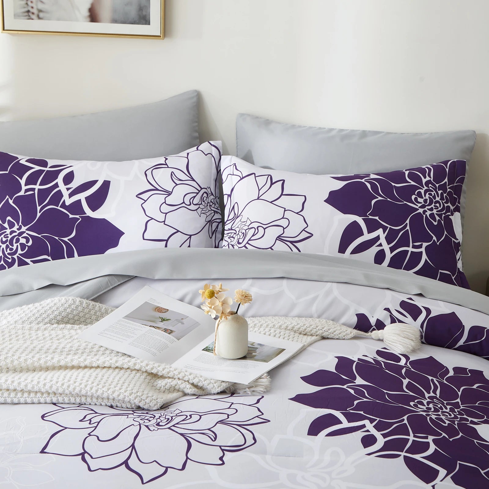 7-Piece Floral Comforter Set – Reversible Botanical Bedding for Queen & King Sizes