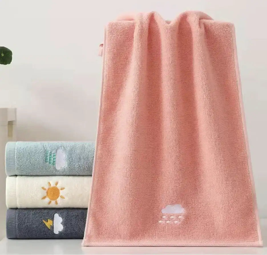 “Set of 4 Soft Cotton Bathroom Hand Towels – Highly Absorbent Towels for Bath, Face, Gym & Everyday Use”