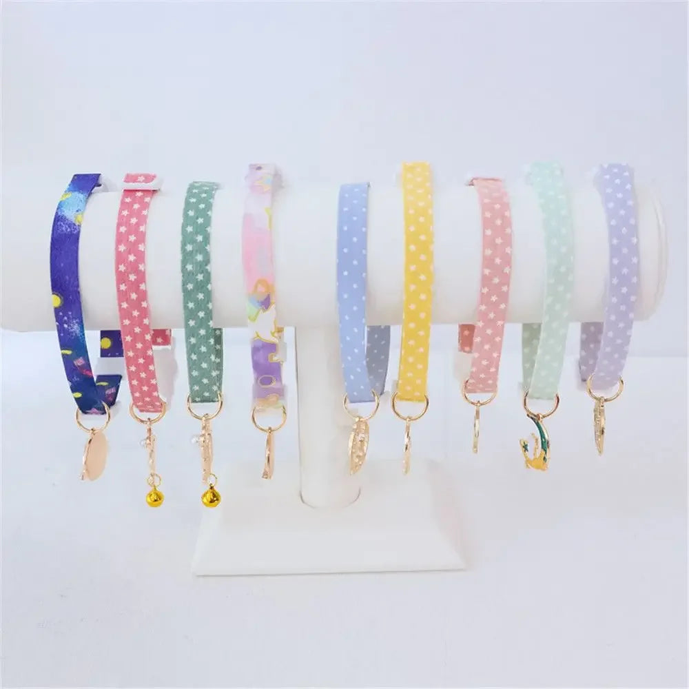 Adjustable Kitten Safety Collar with Breakaway Buckle – Cute Pendant Necklace for Cats & Puppies, Comfortable & Stylish