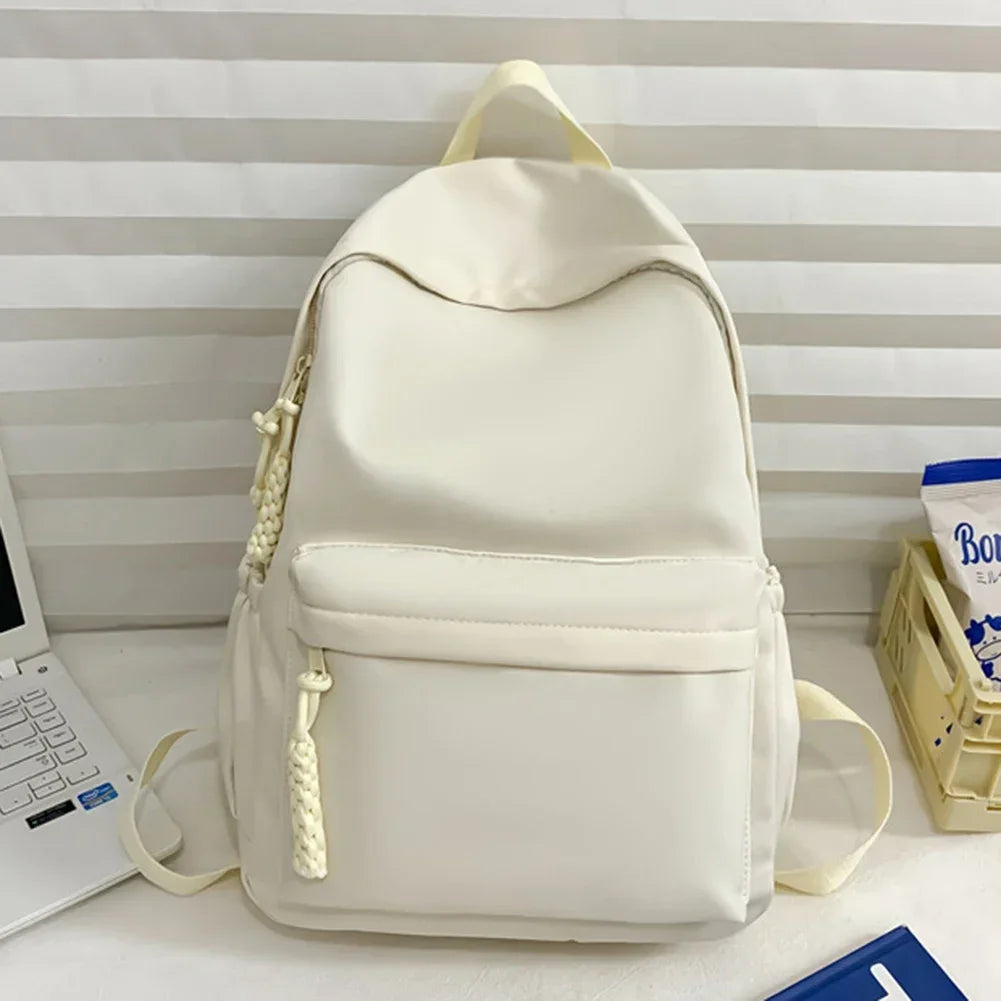 Women’s Nylon Stadium Backpack – Large-Capacity Casual Daypack | Solid-Color Ladies’ Student Bag for School & Outdoor Use