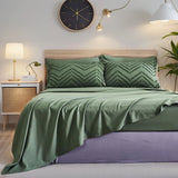 7-Piece Cut-Flower Quilted Comforter Set – Soft All-Season Bedding (Elegant Floral Texture)