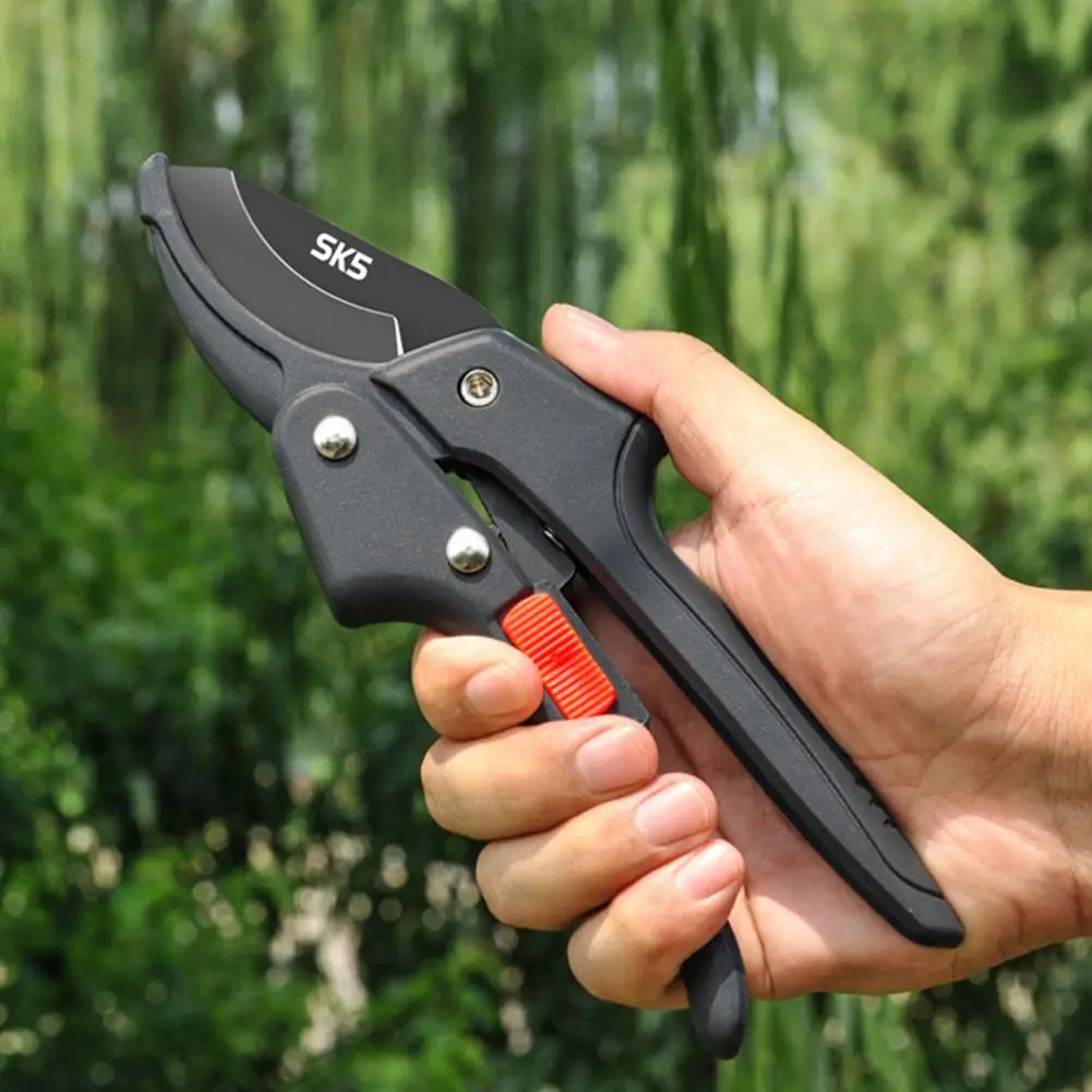 Professional Bypass Pruning Shears – Sharp Garden Clippers for Hedges & Tree Trimming