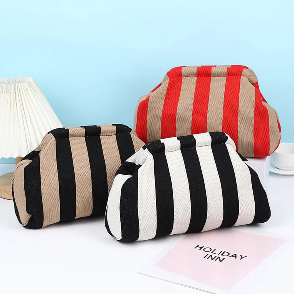 Woven Knit Small Crochet Crossbody Bag for Women – Contrast Colour Summer Straw Satchel Handbag
