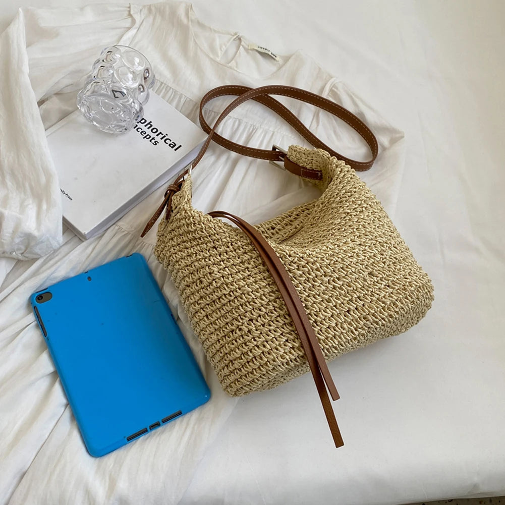 Elegant Woven Crossbody Bag 🏖️ – Handmade Straw Messenger Bag with Adjustable Strap for Summer & Beach Style 🌞✨